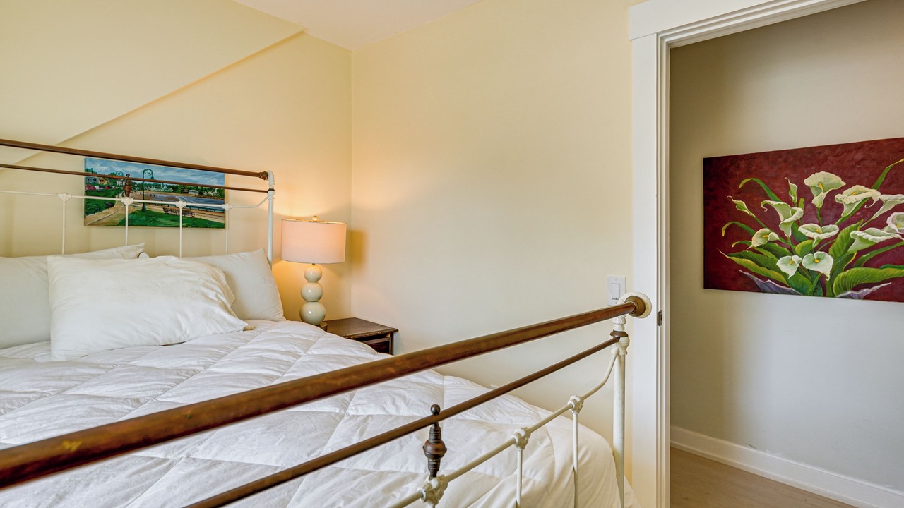 Photo of Bedroom in Lynn