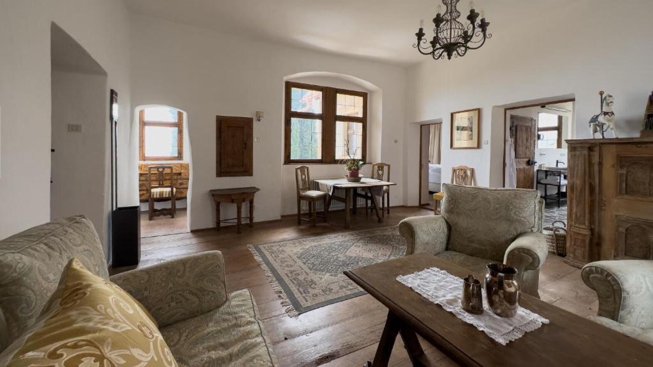 Photo of Livingroom in St. Pauls
