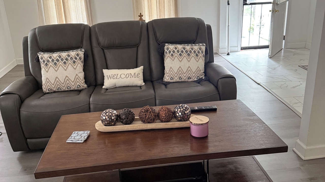 Photo of Livingroom in Newport News