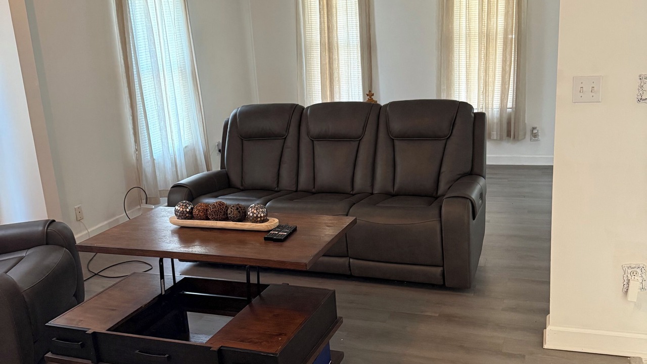 Photo of Livingroom in Newport News