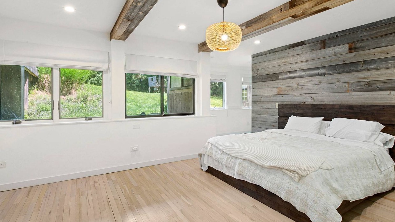 Photo of Bedroom in Water Mill