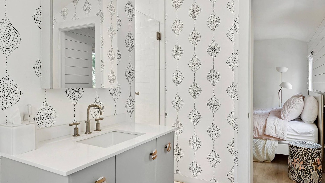 Photo of Bathroom in Water Mill