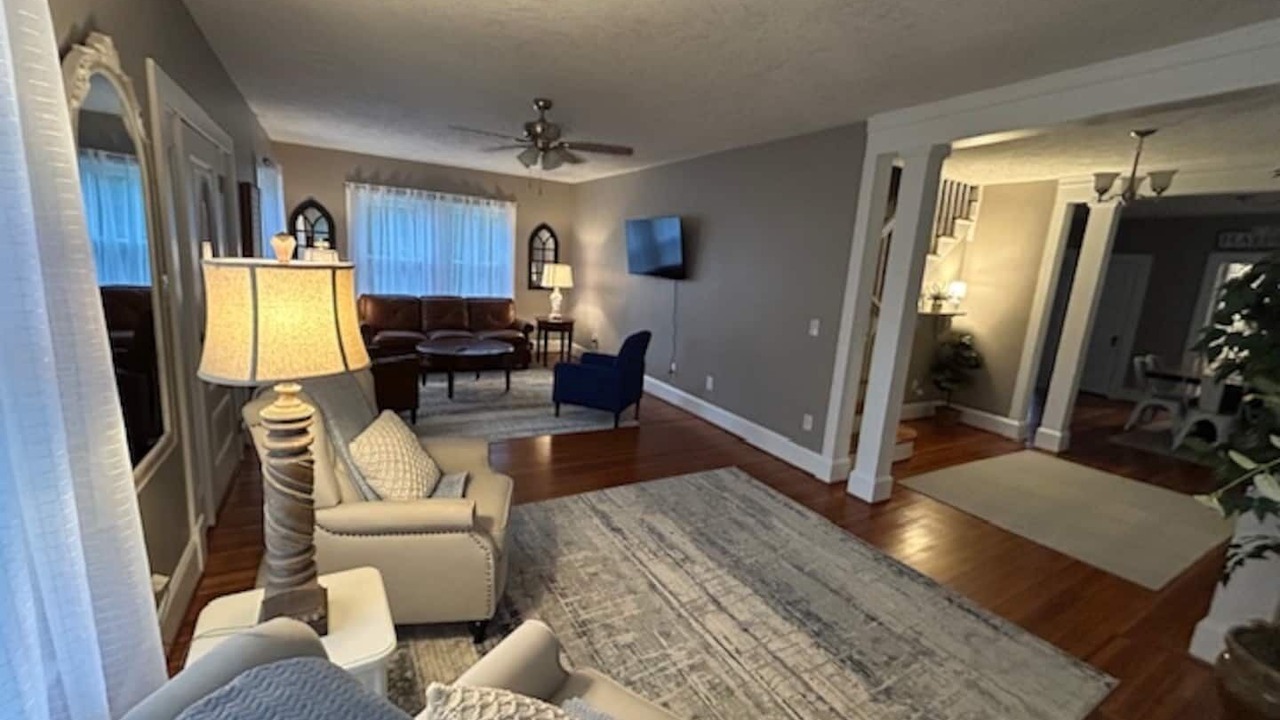 Photo of Livingroom in Bedford