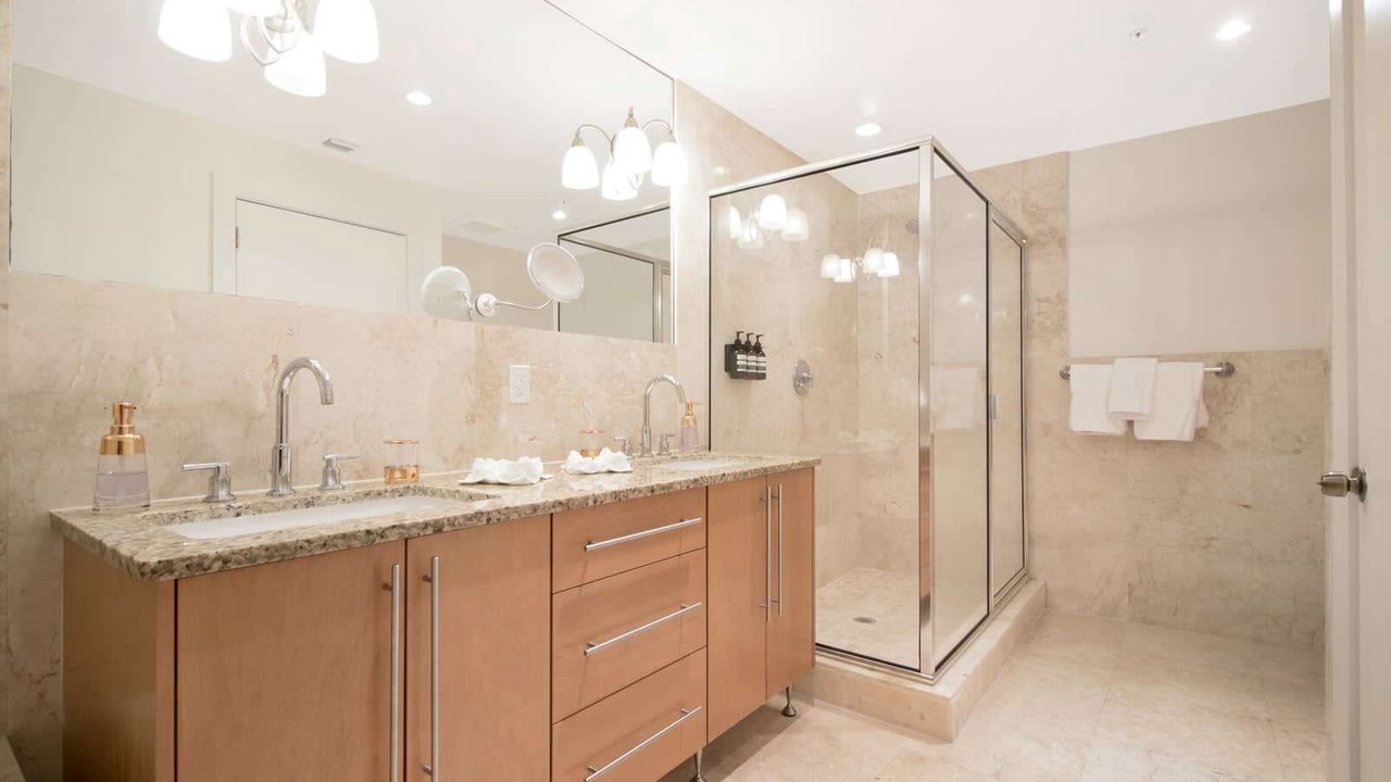 Photo of Bathroom in North Bay Village