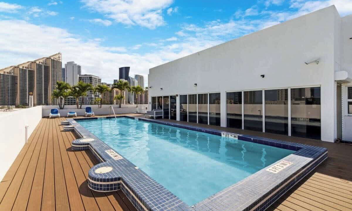 Photo of Outdoor in Sunny Isles Beach