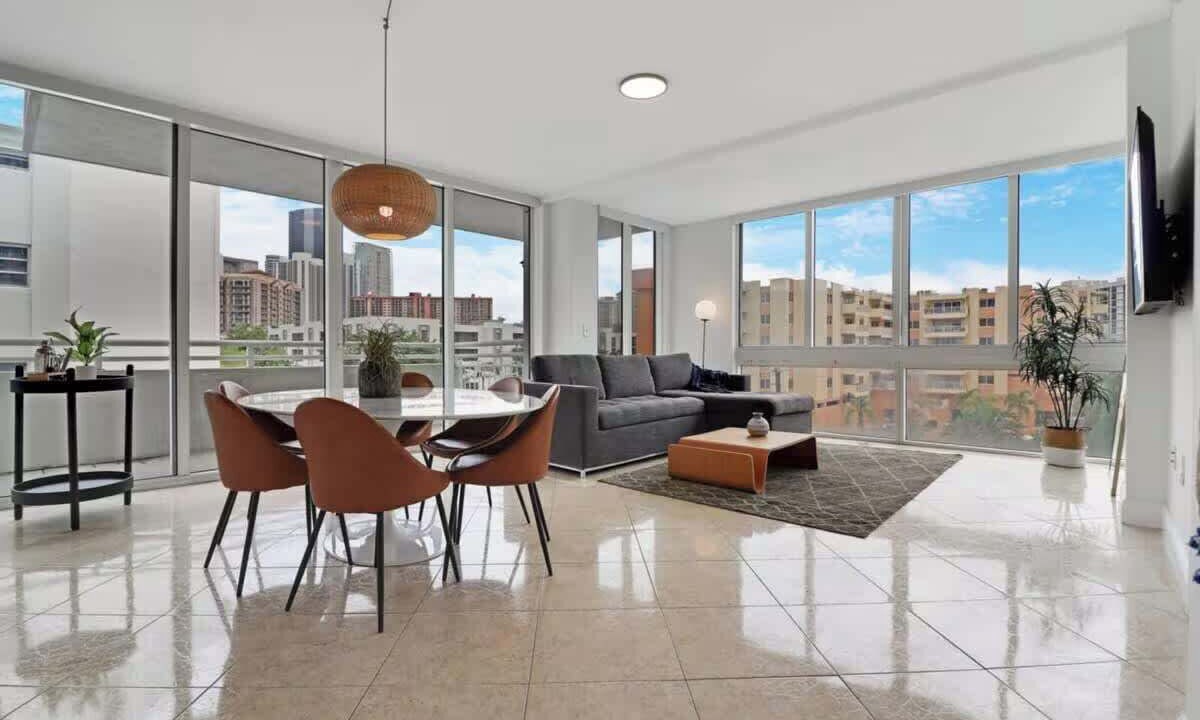 Photo of Livingroom in Sunny Isles Beach