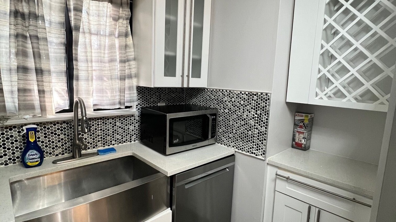 Photo of Kitchen in East Massapequa
