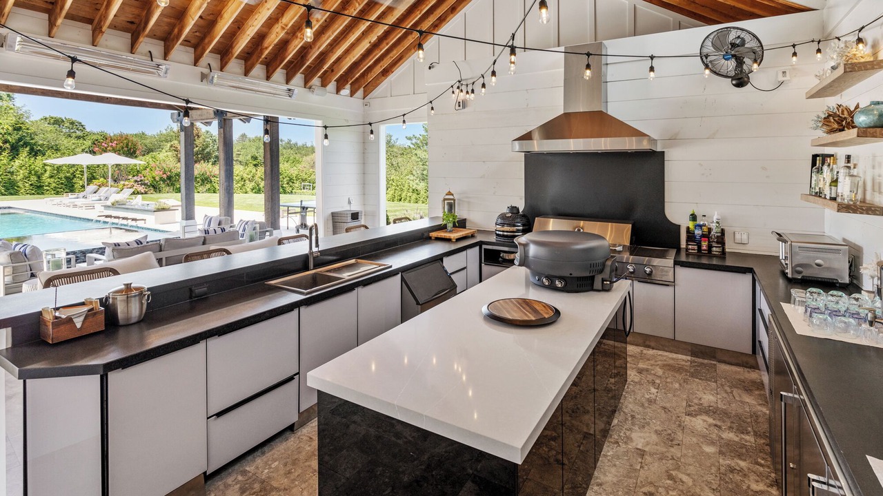 Photo of Kitchen in Water Mill