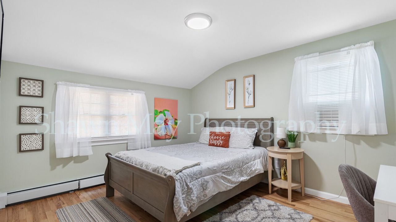 Photo of Bedroom in Wheatley Heights