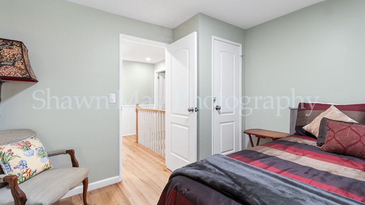 Photo of Bedroom in Wheatley Heights