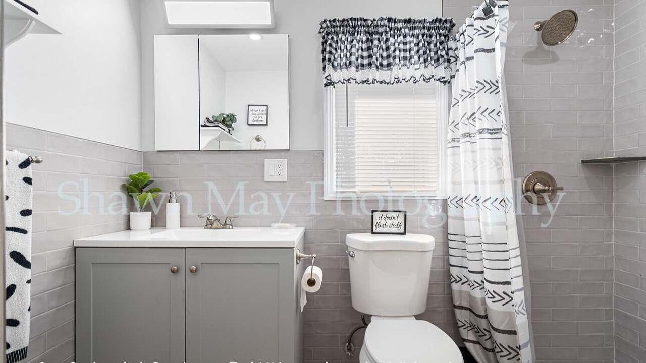 Photo of Bathroom in Wheatley Heights