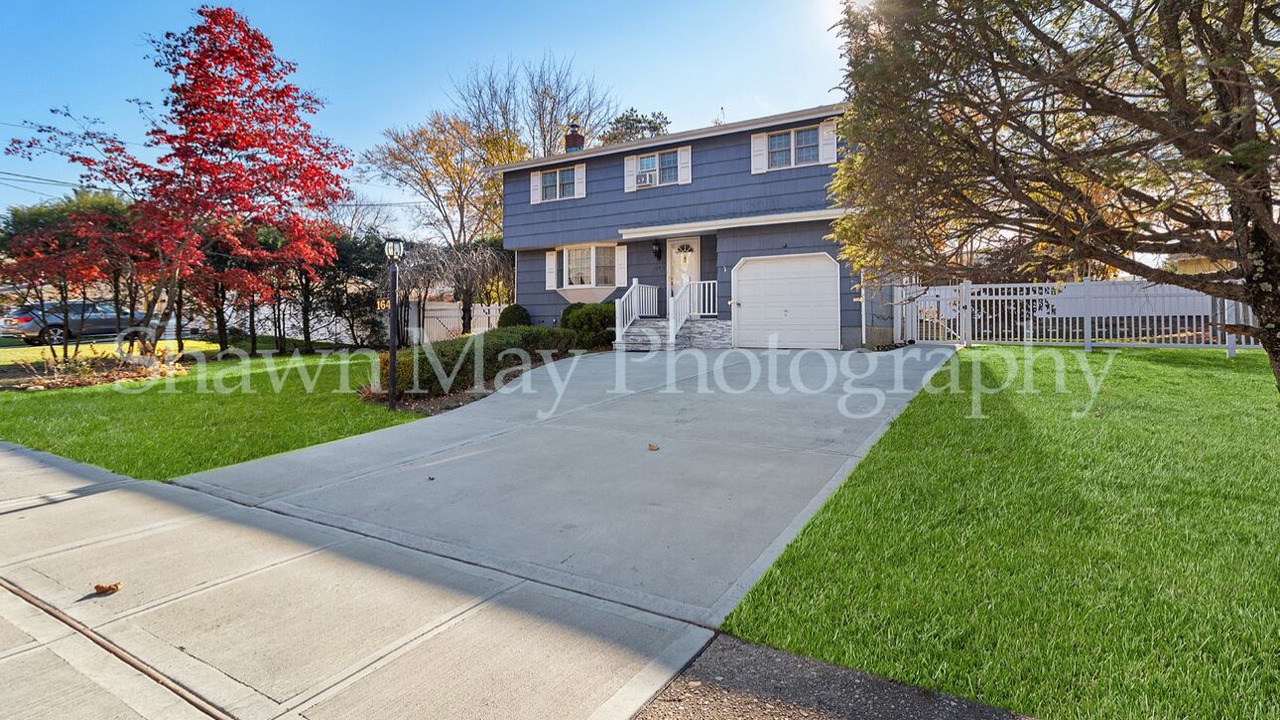 Photo of Outdoor in Wheatley Heights
