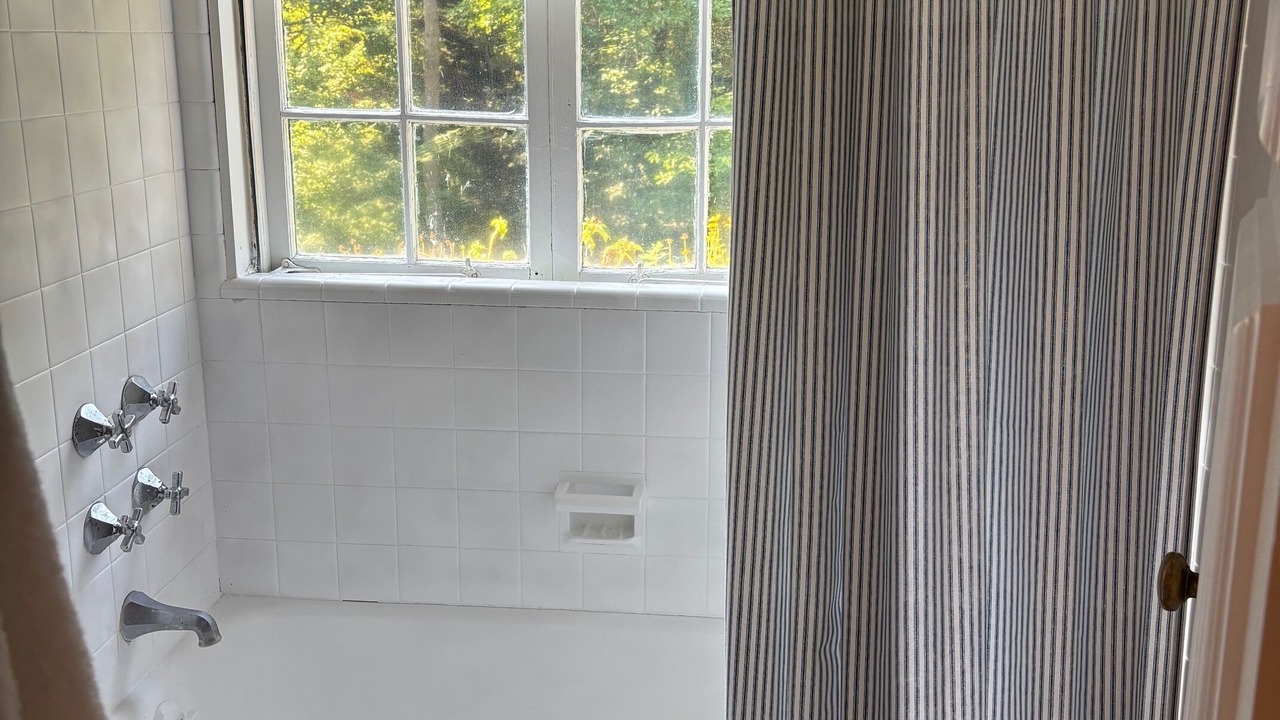 Photo of Bathroom in Shoreham