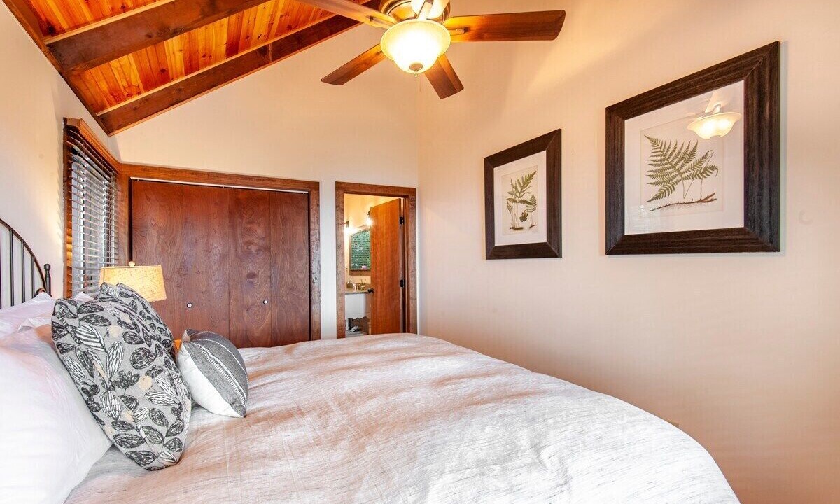 Photo of Bedroom in Treeloft
