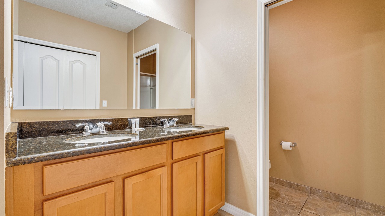 Photo of Bathroom in Cypress Pointe