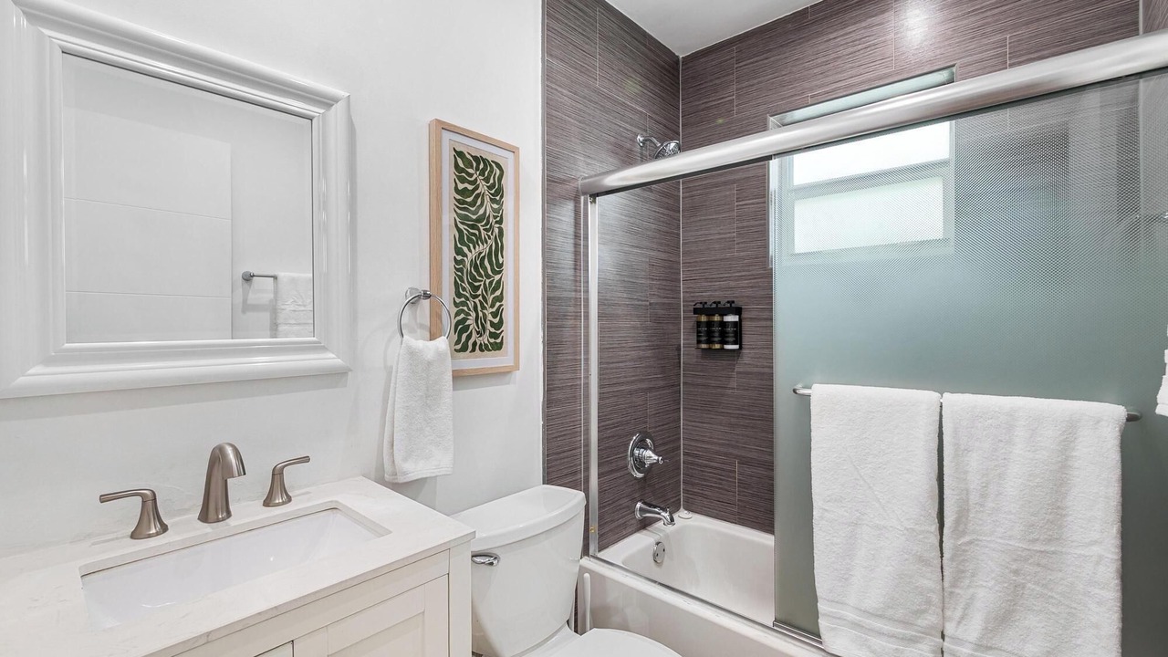 Photo of Bathroom in The Roads