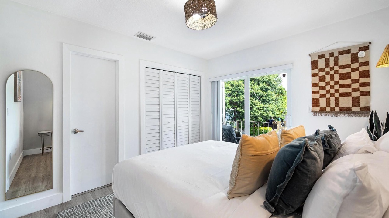 Photo of Bedroom in The Roads