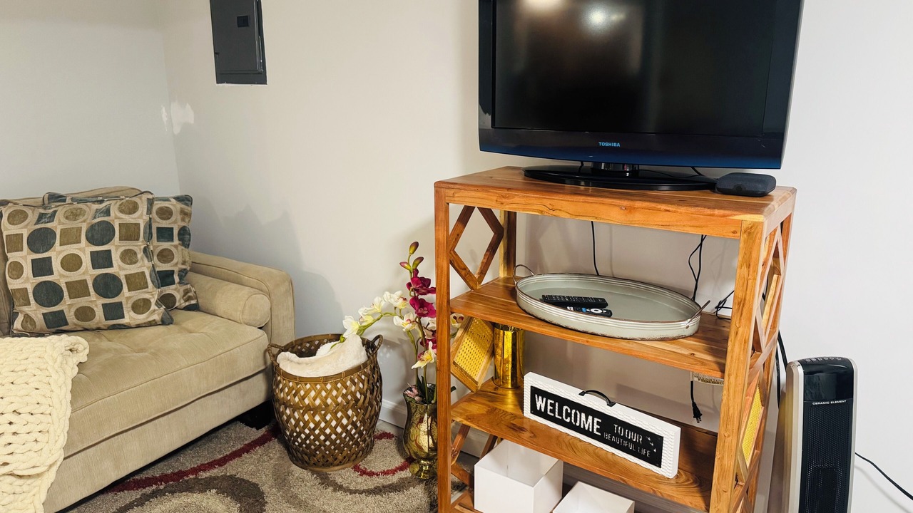Photo of Livingroom in Amityville