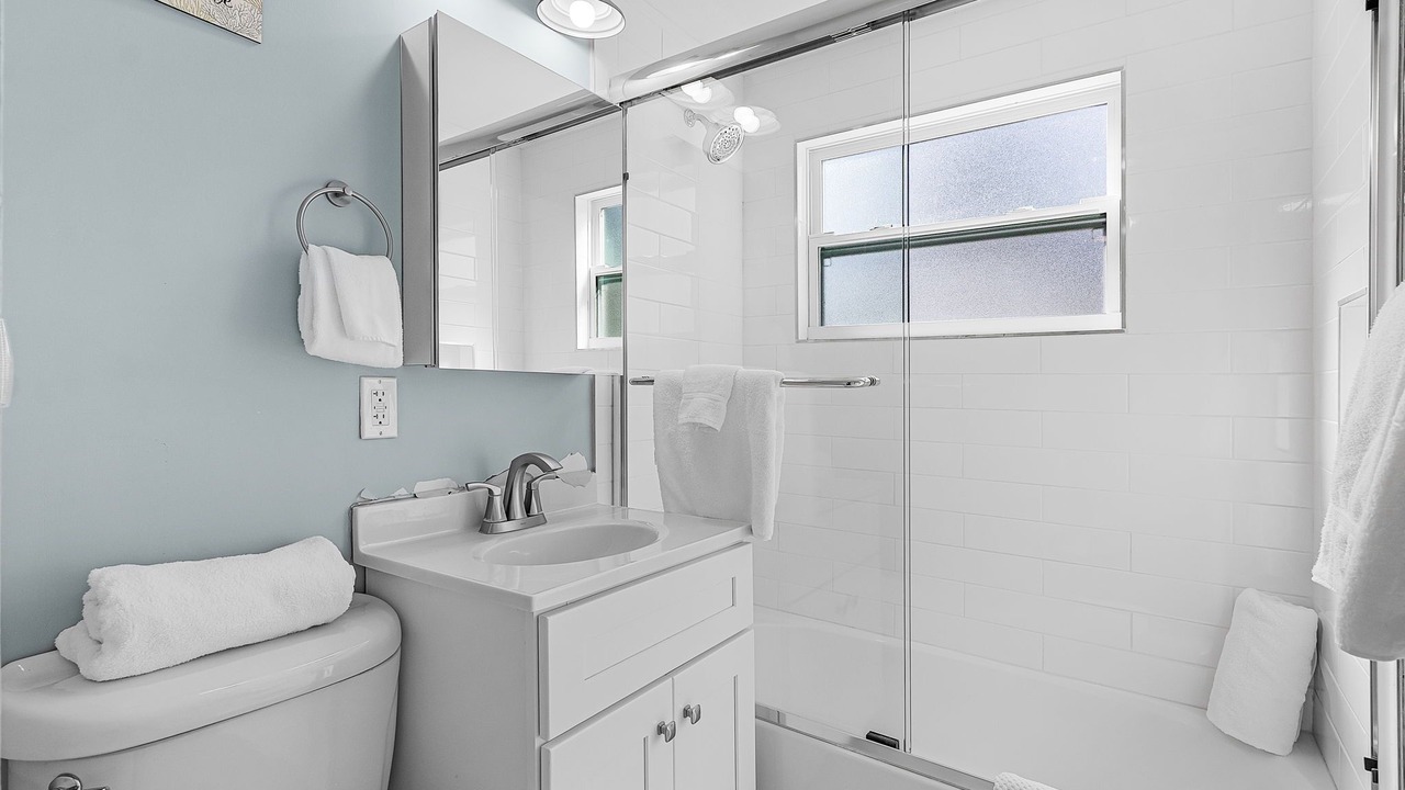 Photo of Bathroom in Aloha Kai