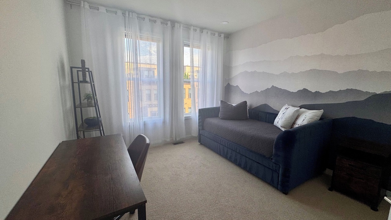 Photo of Livingroom in Chantilly