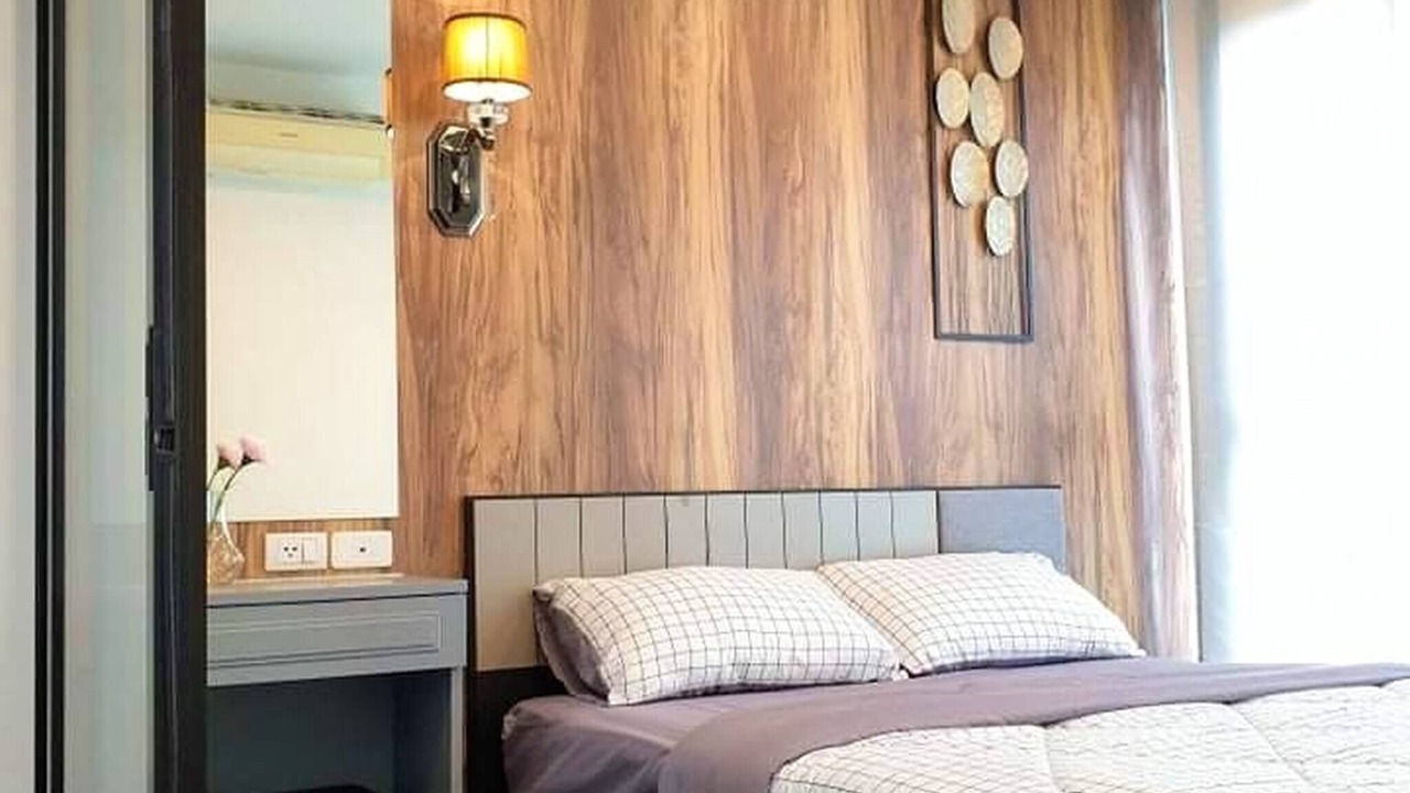 Photo of Bedroom in Phra Khanong Nuea