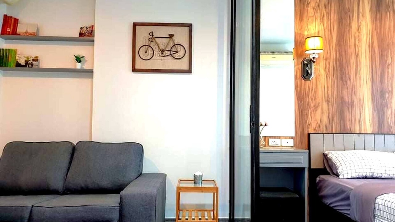 Photo of Bedroom in Phra Khanong Nuea