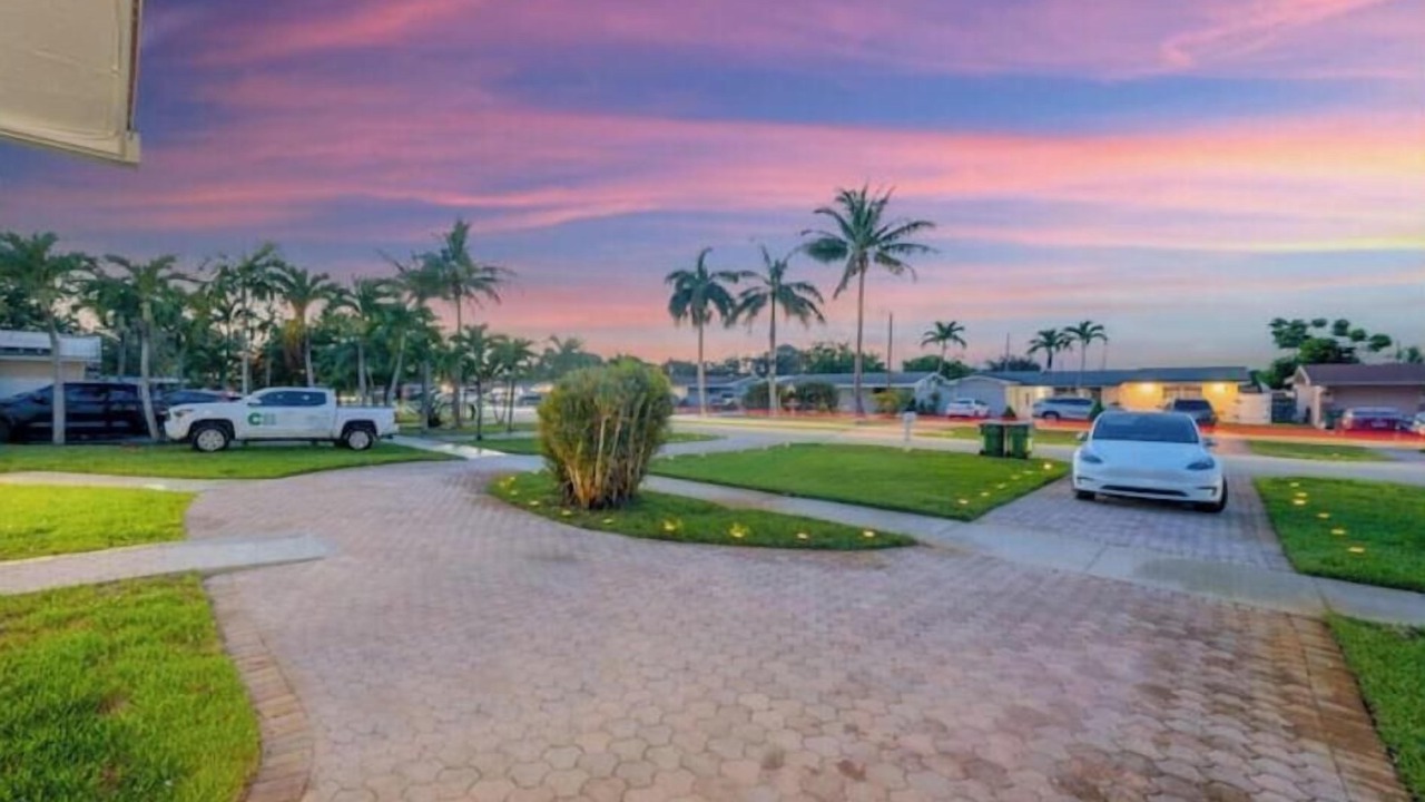 Photo of Outdoor in Pembroke Pines