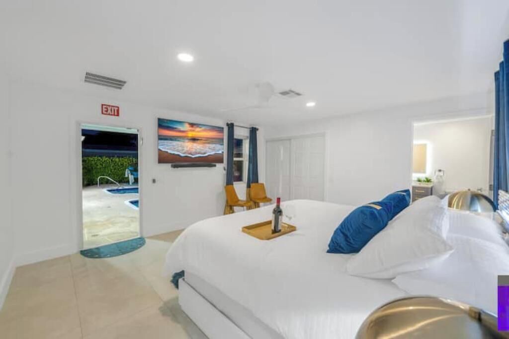 Photo of Bedroom in Pembroke Pines