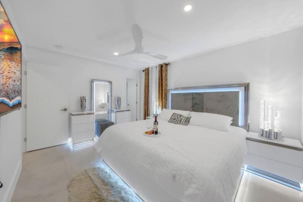 Photo of Bedroom in Pembroke Pines