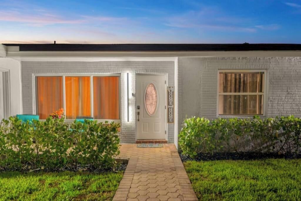 Photo of Outdoor in Pembroke Pines