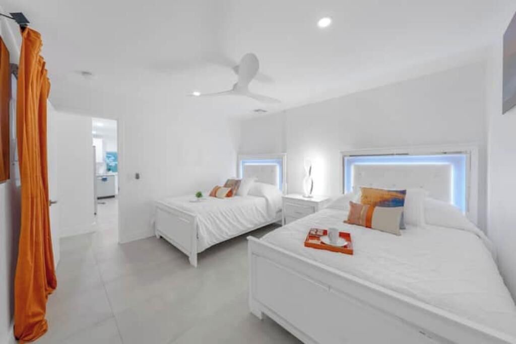 Photo of Bedroom in Pembroke Pines
