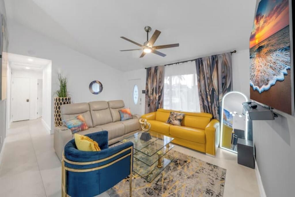 Photo of Livingroom in Pembroke Pines