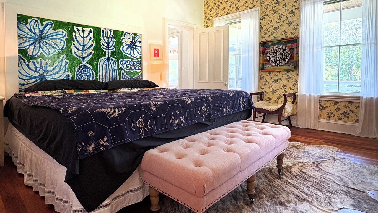 Photo of Bedroom in Bovina Center