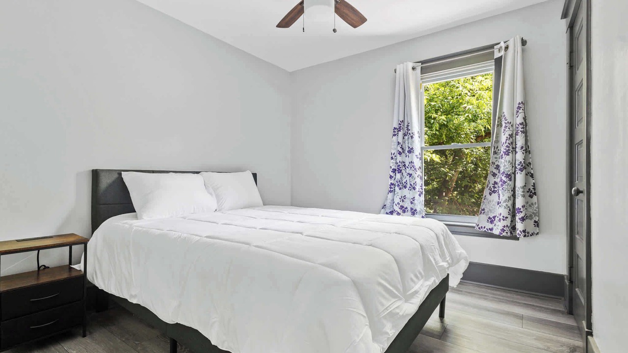 Photo of Bedroom in Niagara Falls