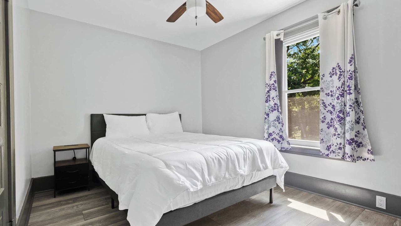 Photo of Bedroom in Niagara Falls