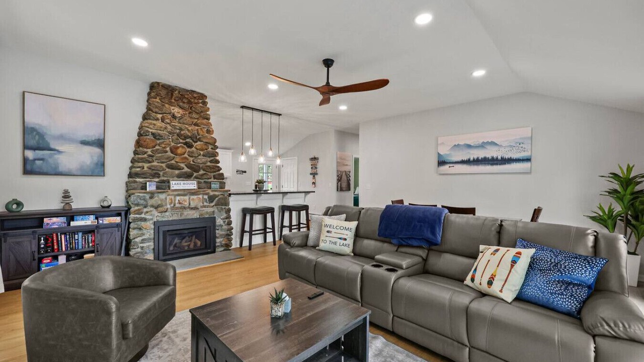 Photo of Livingroom in Cheshire