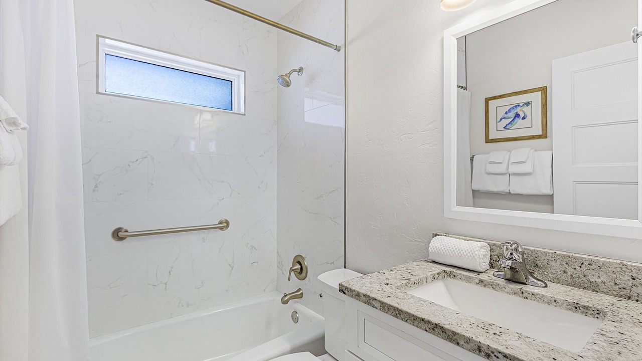 Photo of Bathroom in Aloha Kai