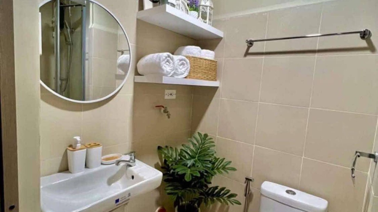 Photo of Bathroom in Highway Hills