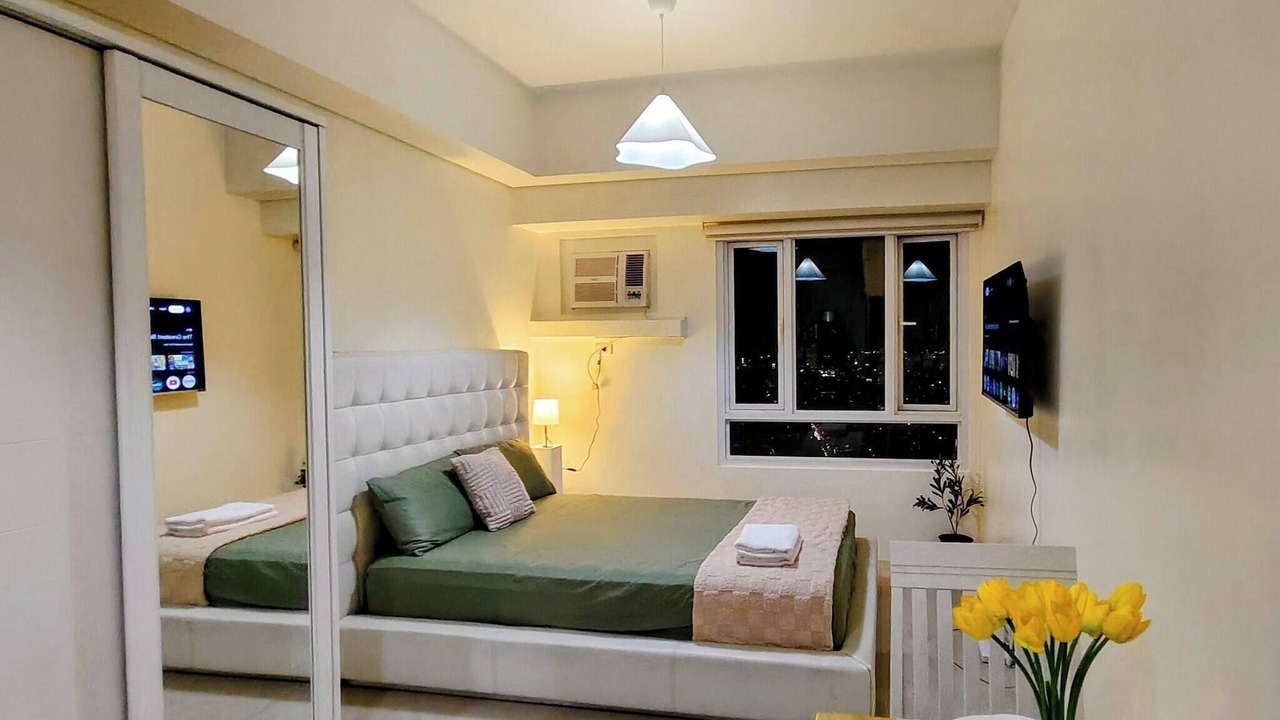 Photo of Bedroom in Legazpi Village