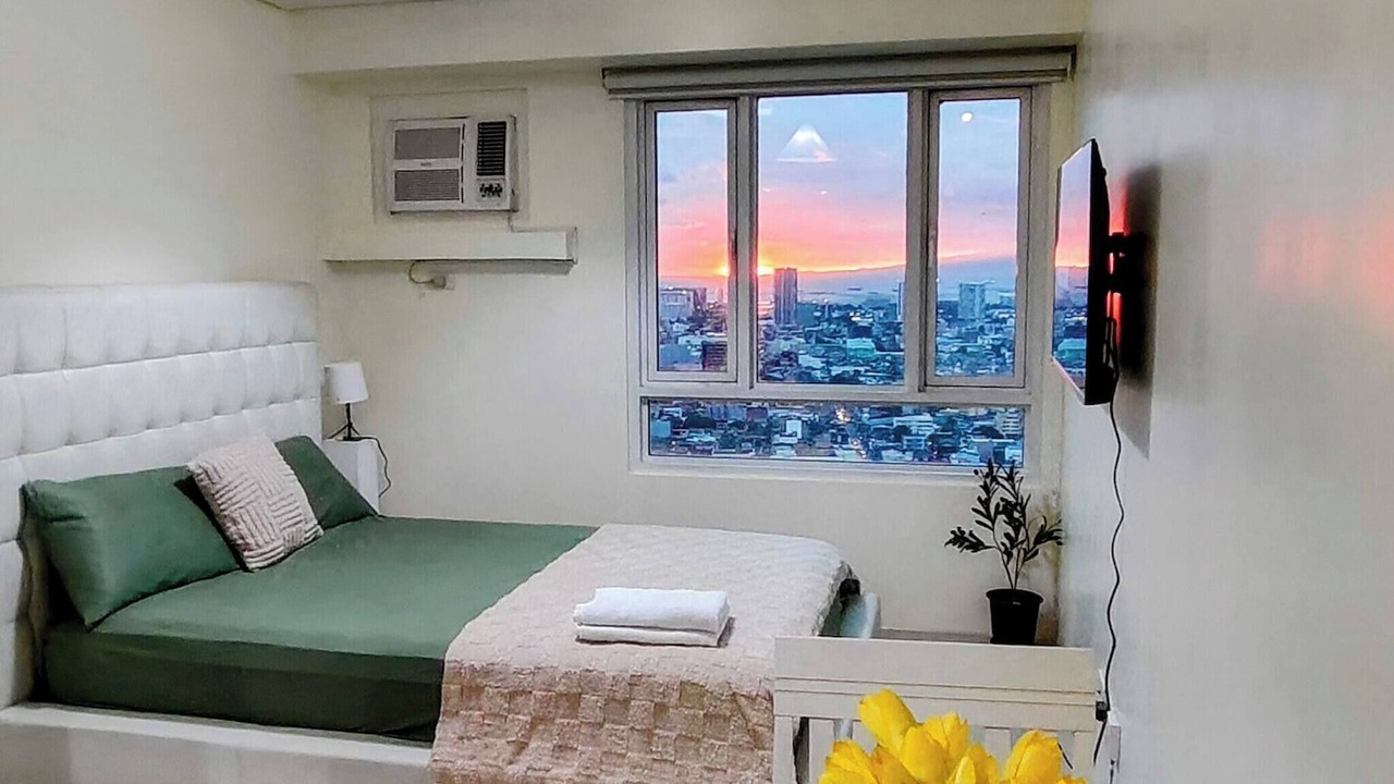 Photo of Bedroom in Legazpi Village