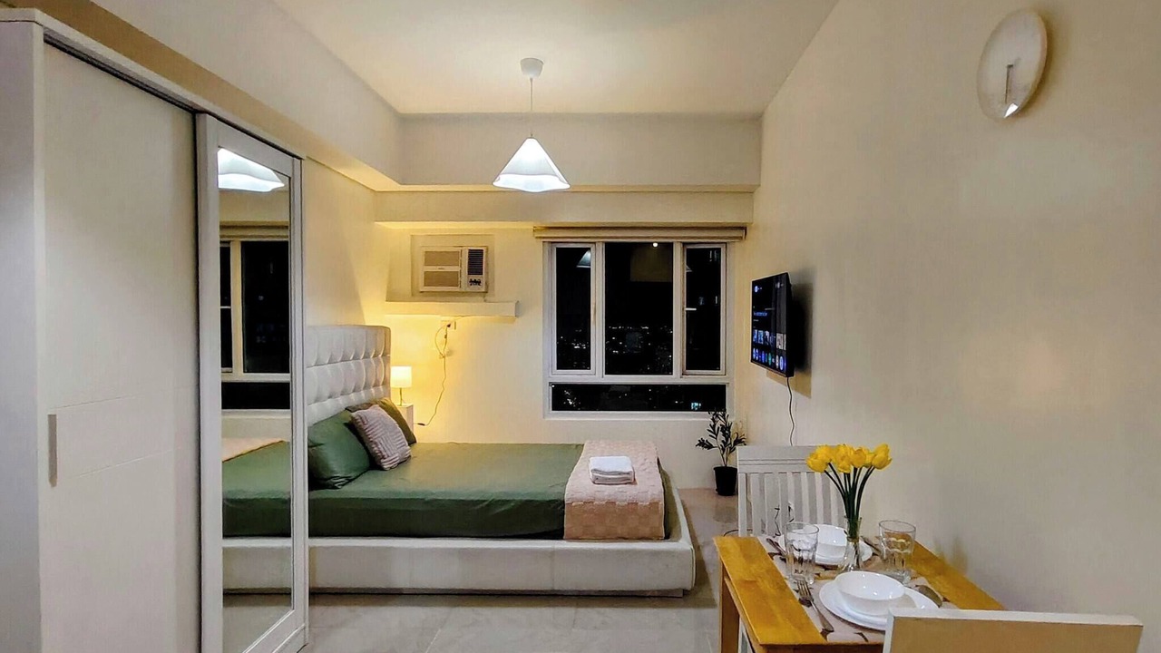 Photo of Bedroom in Legazpi Village