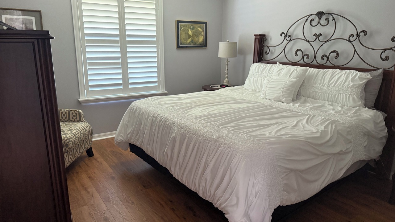 Photo of Bedroom in Duval