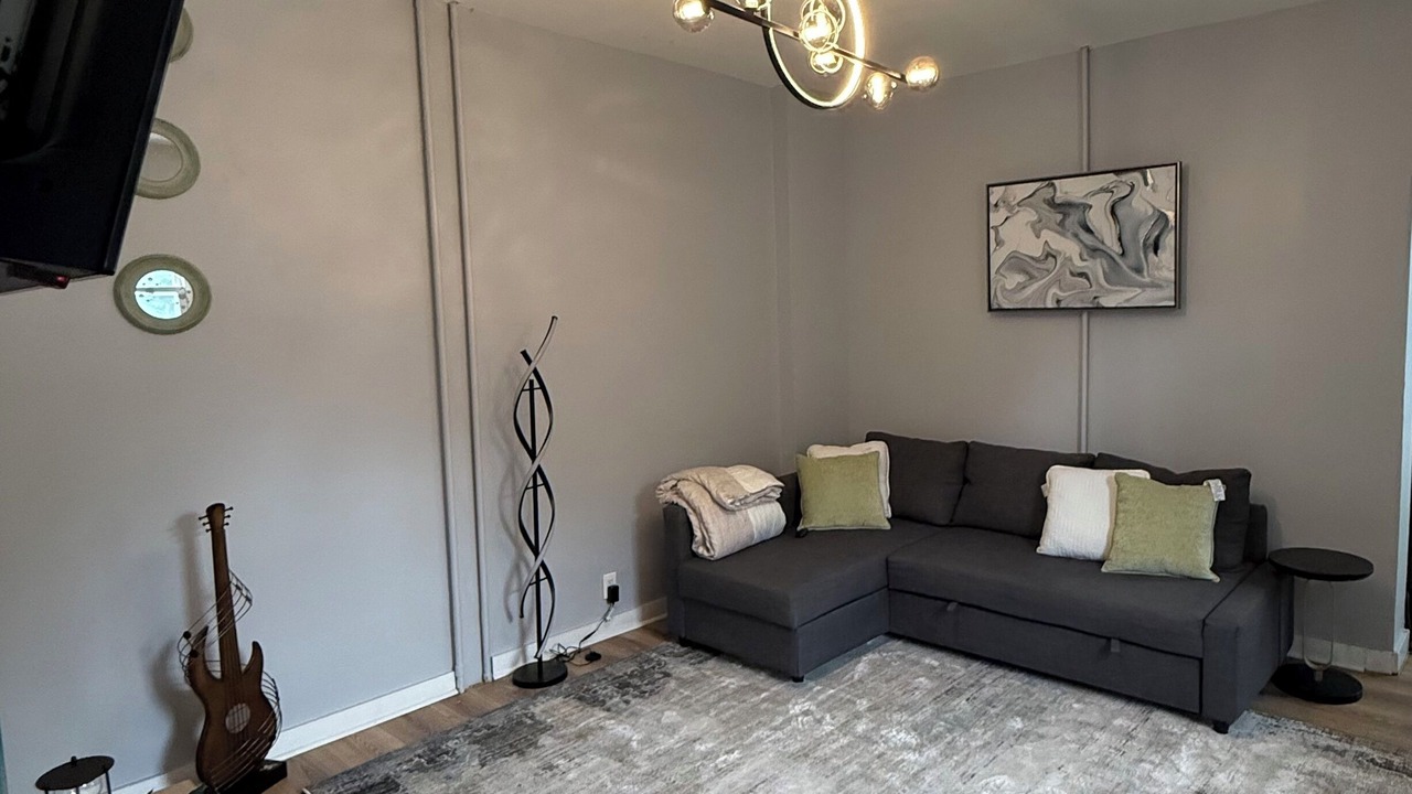 Photo of Livingroom in Trenton