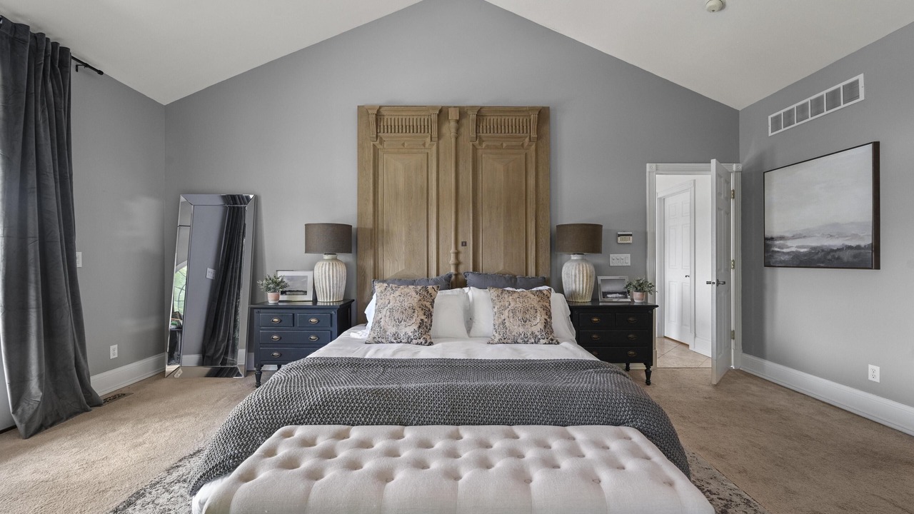 Photo of Bedroom in Aurora
