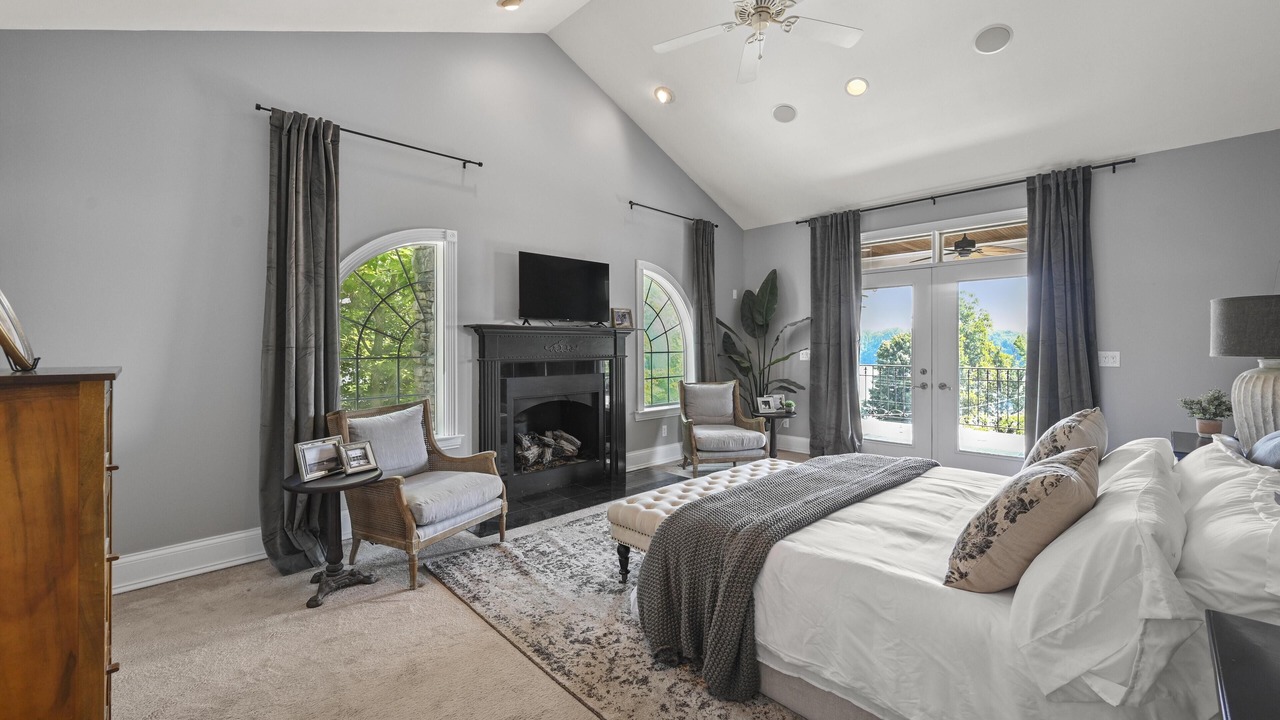 Photo of Bedroom in Aurora