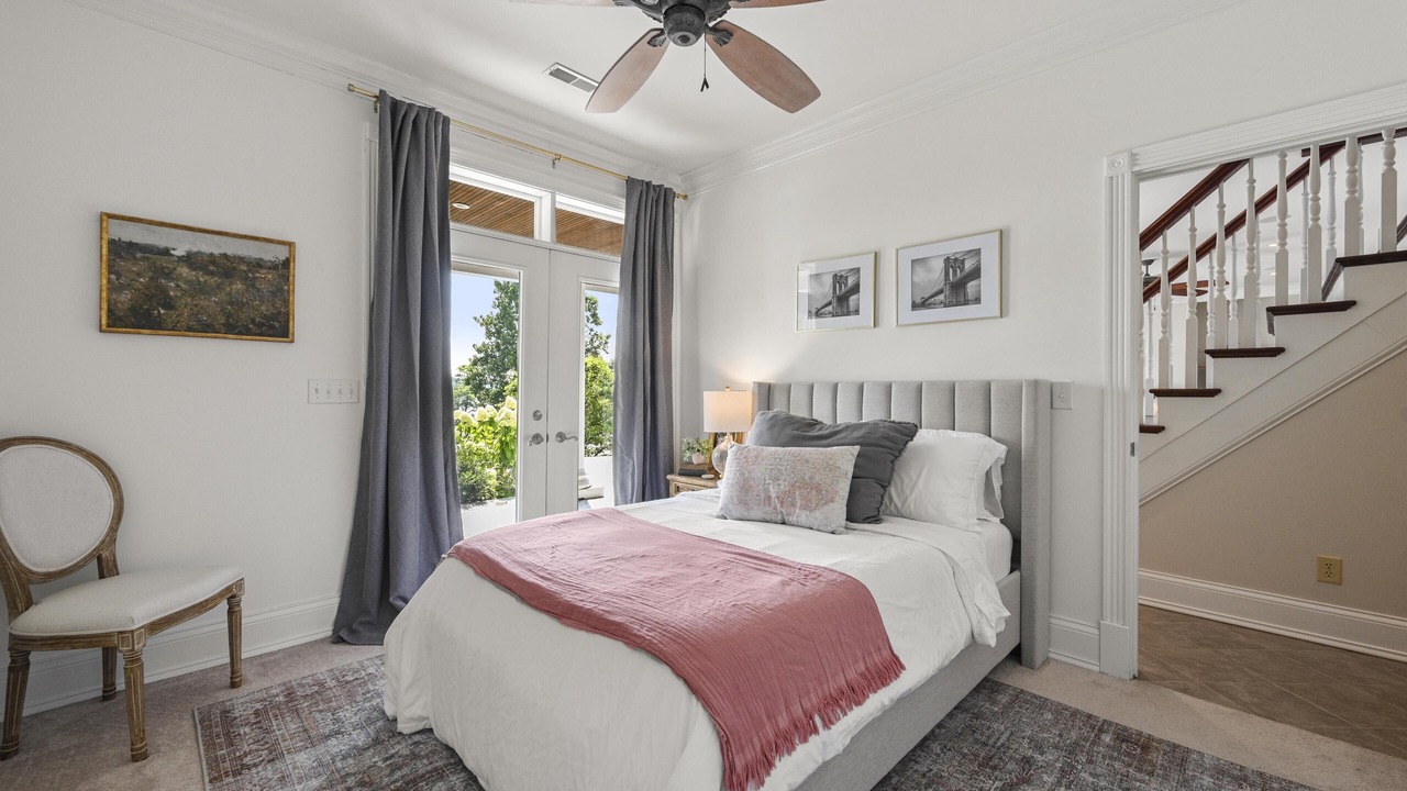 Photo of Bedroom in Aurora
