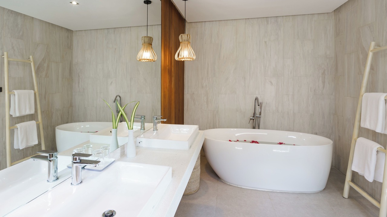 Photo of Bathroom in Laem Set