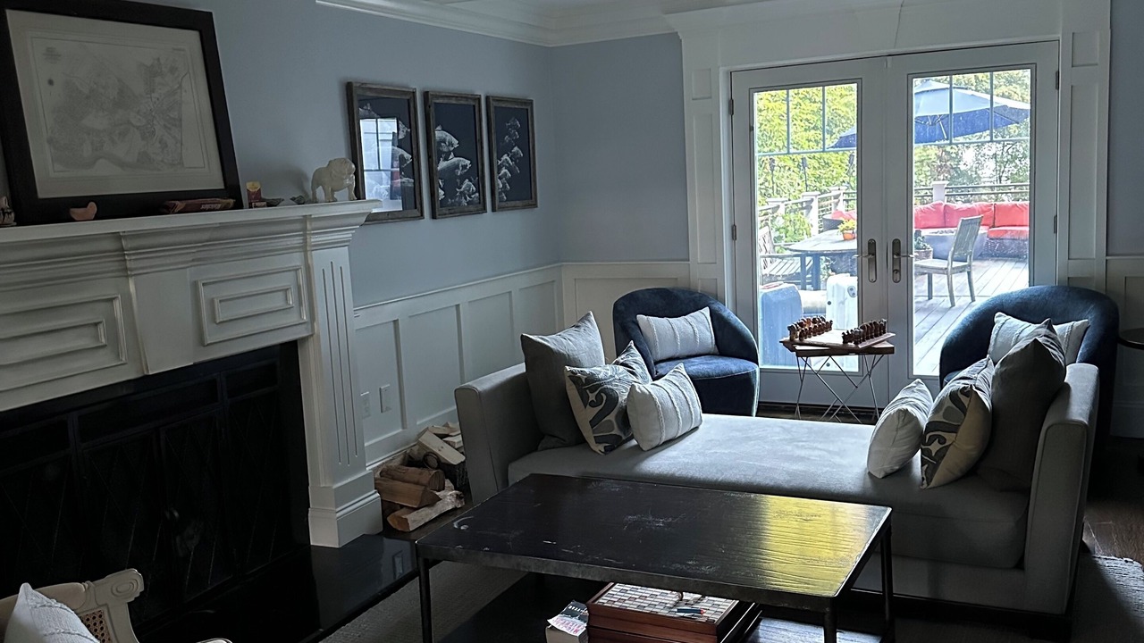 Photo of Livingroom in Waban