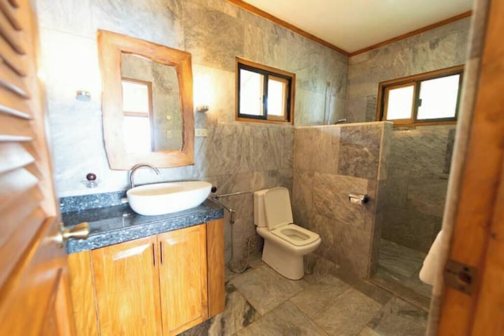 Photo of Bathroom in Lazi