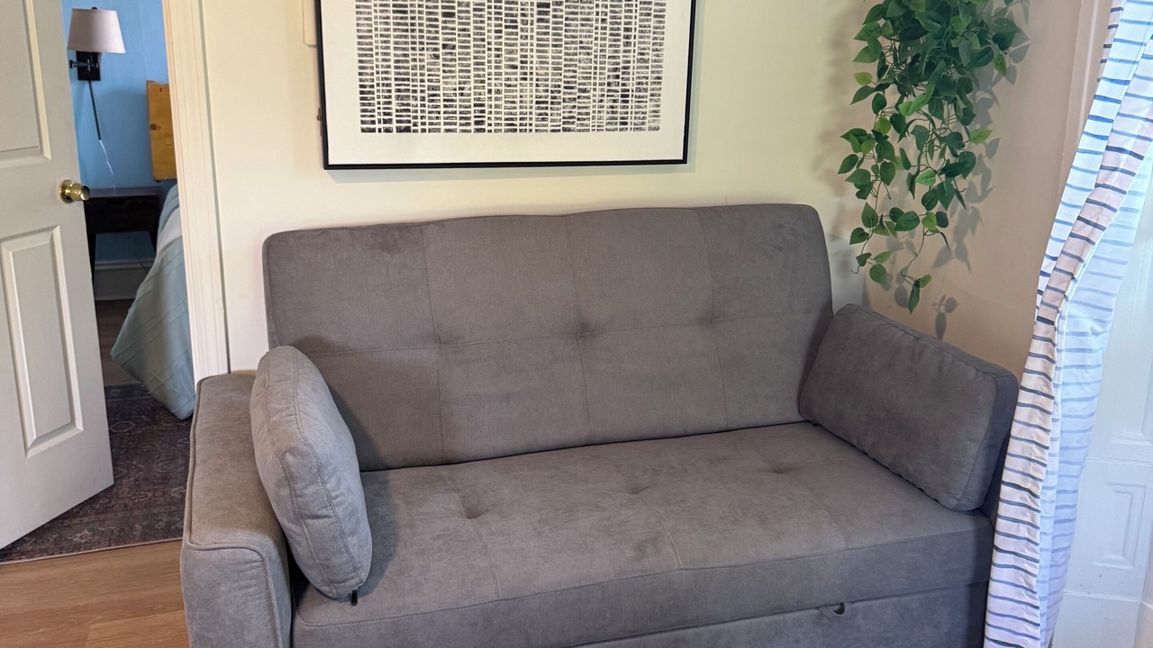 Photo of Livingroom in Old North End